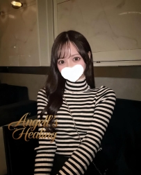 東京膚白高挑美姬，姣好外貌腿白誘人